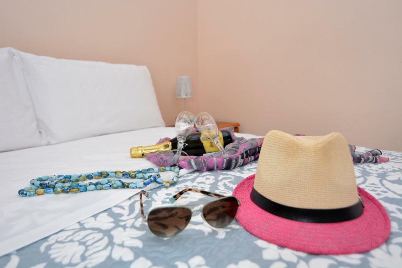 Elegant Apartment Near The Beach Nea Peramos  Luaran gambar