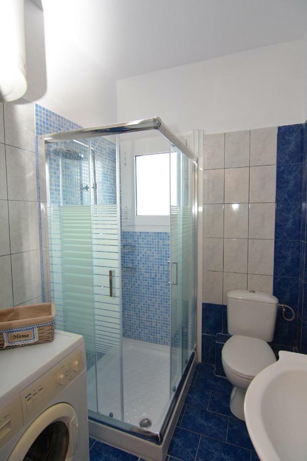 Elegant Apartment Near The Beach Nea Peramos  Luaran gambar