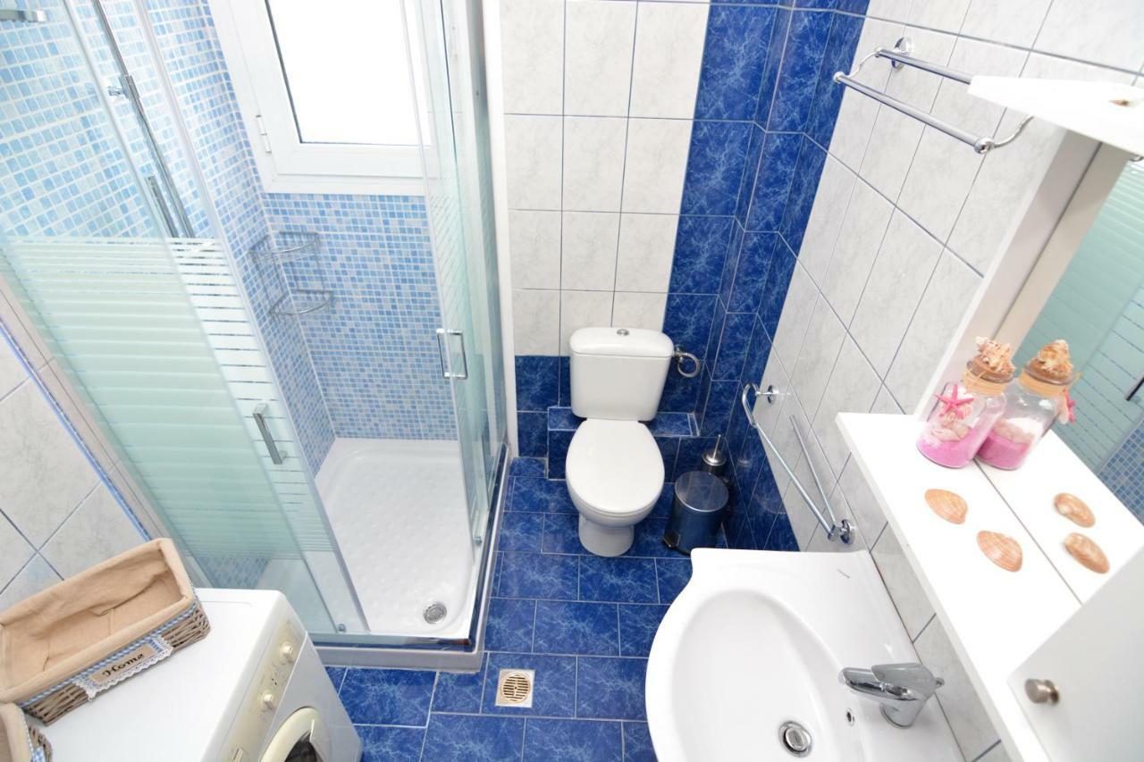 Elegant Apartment Near The Beach Nea Peramos  Luaran gambar